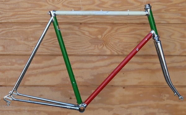 58cm Raleigh Professional Columbus Campy England 1974 road frame