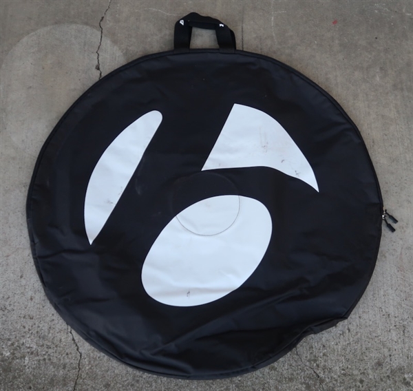 Bontrager 700c wheel bag