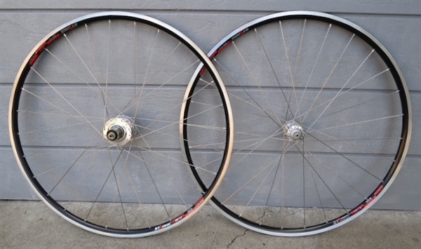 700c CycleOps Powertap DT Swiss 10 speed powermeter road wheelset