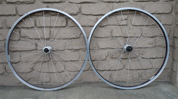 26" Bontrager Maveric rim Shimano STX-RC 8speed wheelset