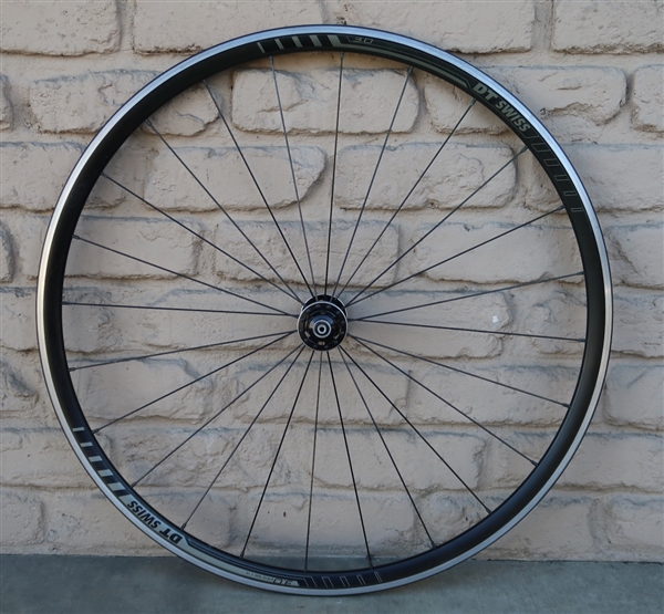 700c DT Swiss Axis 3.0 road front wheel