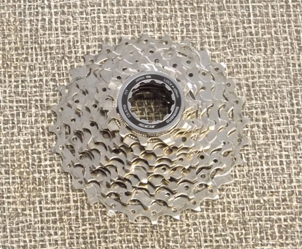 10 speed 11-28T Shimano 105 CS-5700 cassette
