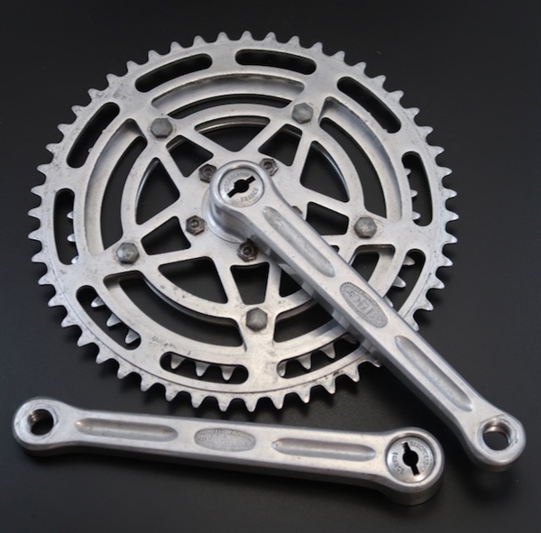 170mm x 122/50.4 bcd Stronglight 49D double crankset