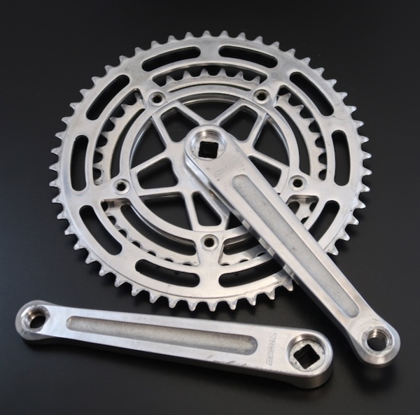 170mm x 122 bcd  Stronglight  Competition crankset 52/38