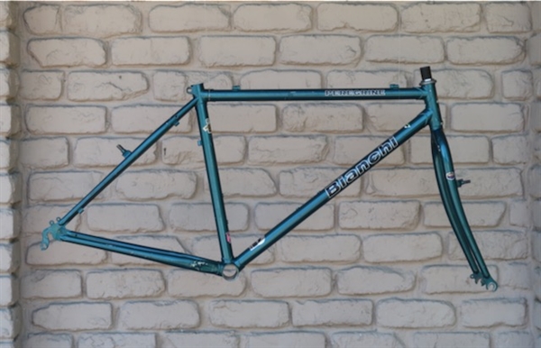 16.5" Bianchi Peregrine Cr-Mo 26" wheel ATB  frame
