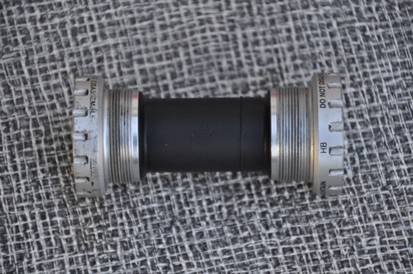 English thread Shimano SM-BB70 outboard bottom bracket