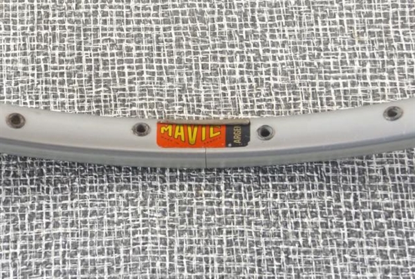 700c x 36h x 20mm Mavic Argent 7 dual wall presta tubular rim France new nos
