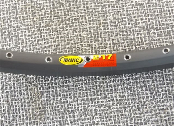 26" x 40h x 21mm Mavic 217 dual wall presta rim France new