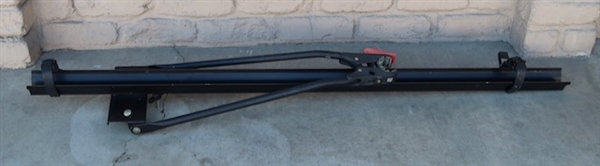 Yakima roof rack bike rack upright mount
