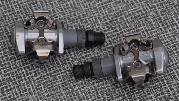 Shimano Deore PD-M515 SPD clipless mountain pedal 9/16"