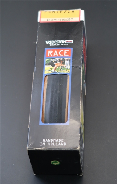 650c x 23c Vredestein Fortezza Race gumwall folding road tire NEW