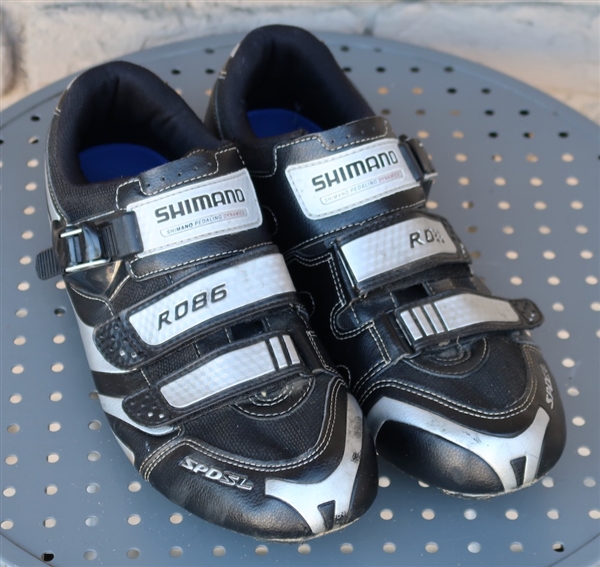 US 11.8/EU 47 Shimano R086L mens road shoe