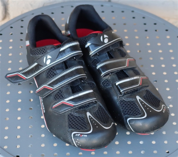 US 11/EU 44 Bontrager Inform mens road shoe