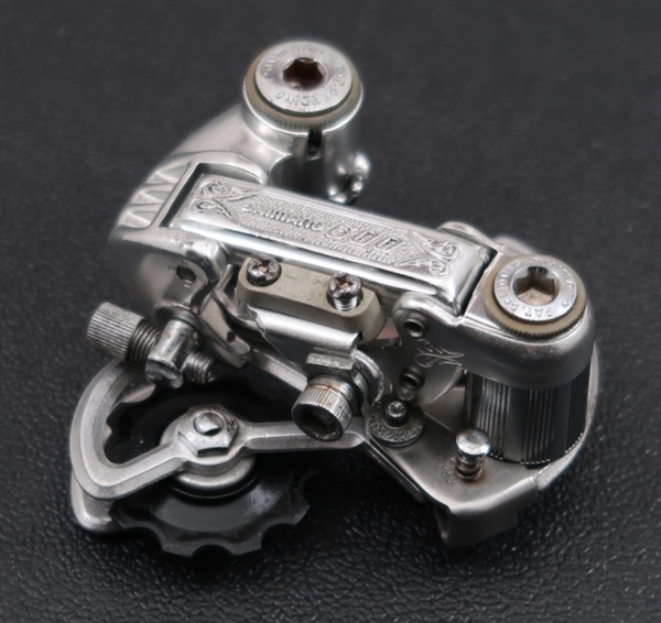 Shimano 600 RD-6200 short cage rear derailleur Arabesque vintage