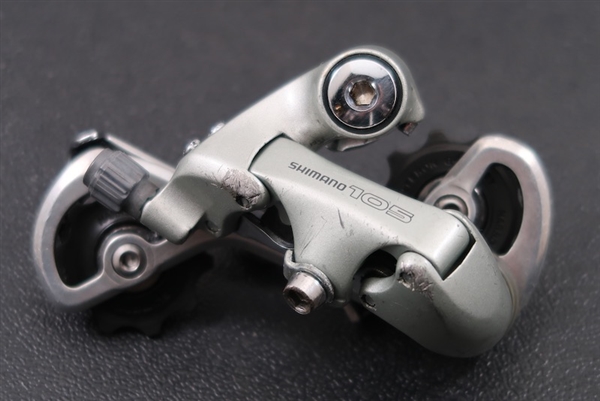 8 Speed Shimano 105 RD-1056 long cage rear derailleur