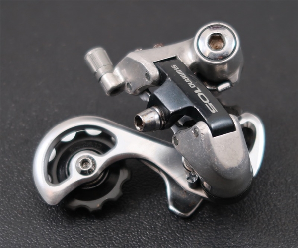 6 Speed Shimano 105 RD-1050 medium cage rear derailleur