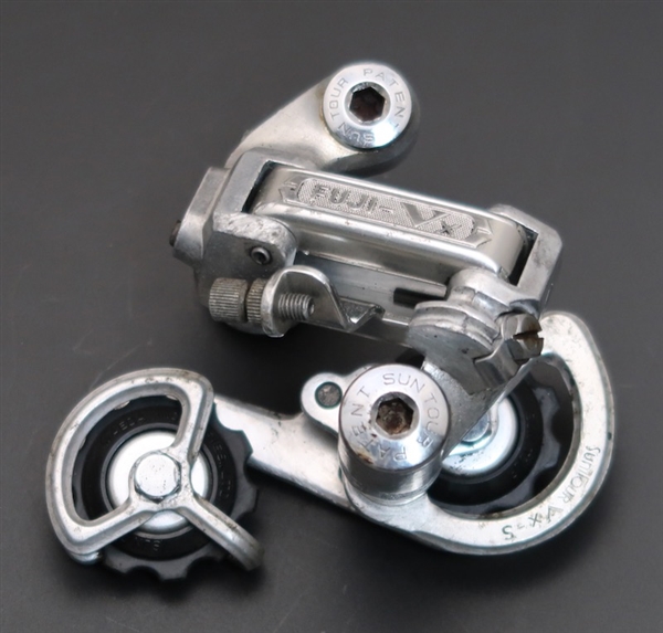 Suntour Fuji VX RD-2300 Medium Cage Rear Derailleur  Vintage