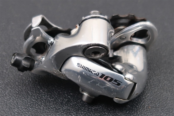 9 Speed Shimano 105 RD-5501 Short Cage Rear Derailleur