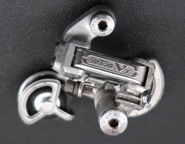 Suntour VX RD-2300 Medium Cage Rear Derailleur  Vintage