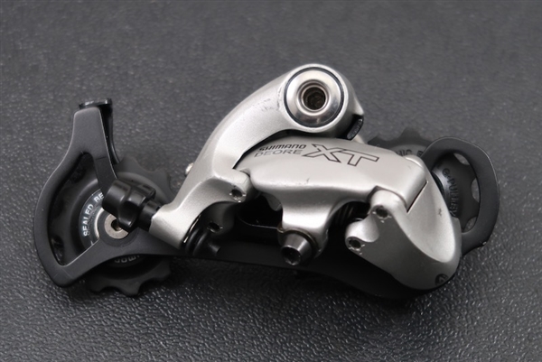 9 Speed Shimano Deore XT RD-M750 Long Cage Rear Derailleur