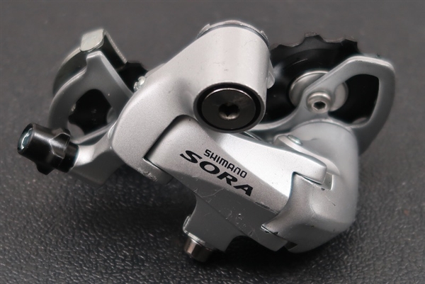 9 Speed Shimano Sora RD-3400 Medium Cage Rear Derailleur