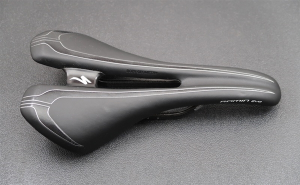 Specialized Romin Evo FACT carbon rail Body Geometry saddle 143mm