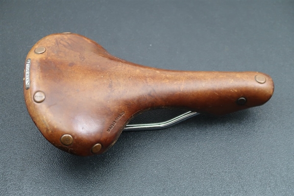 Ideale Swallow brown leather vintage saddle France Rene Herse