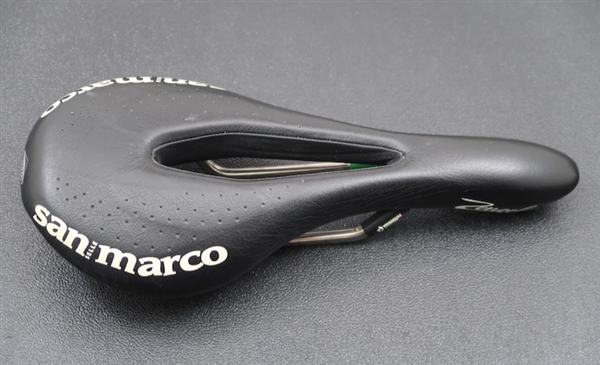 Selle San Marco Zoncolan Arrowhead Gelaround titanium rail saddle Italy 245